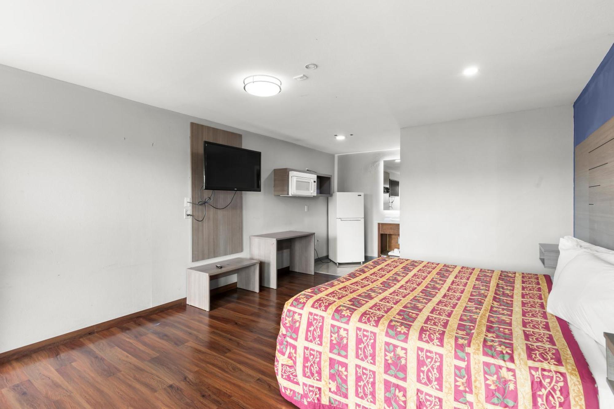 Travel Inn&Suites Humble Extérieur photo