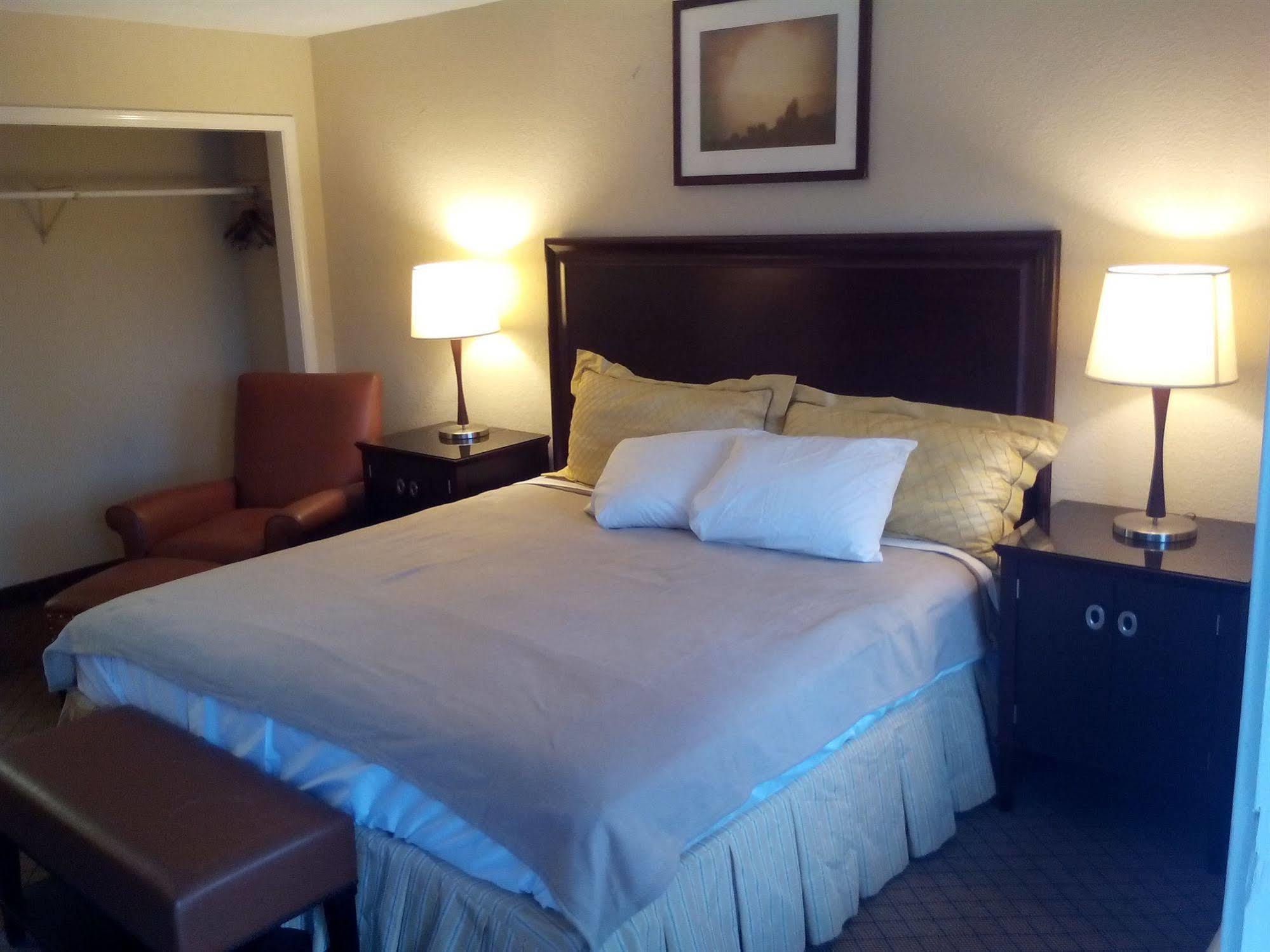 Travel Inn&Suites Humble Extérieur photo